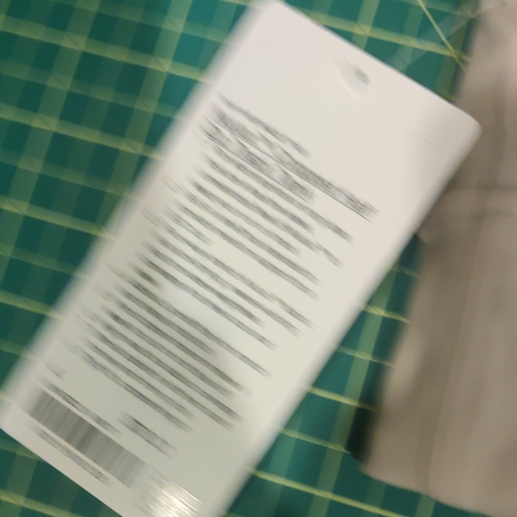 lululemon athletica Beige High-Neck Crop Top - Picture 11 of 12